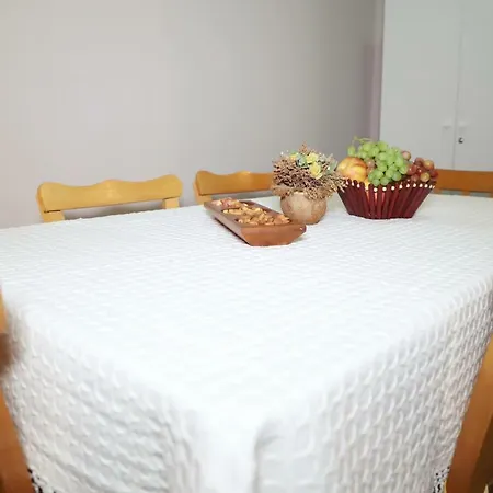 Maria Court 2, 32 דירה